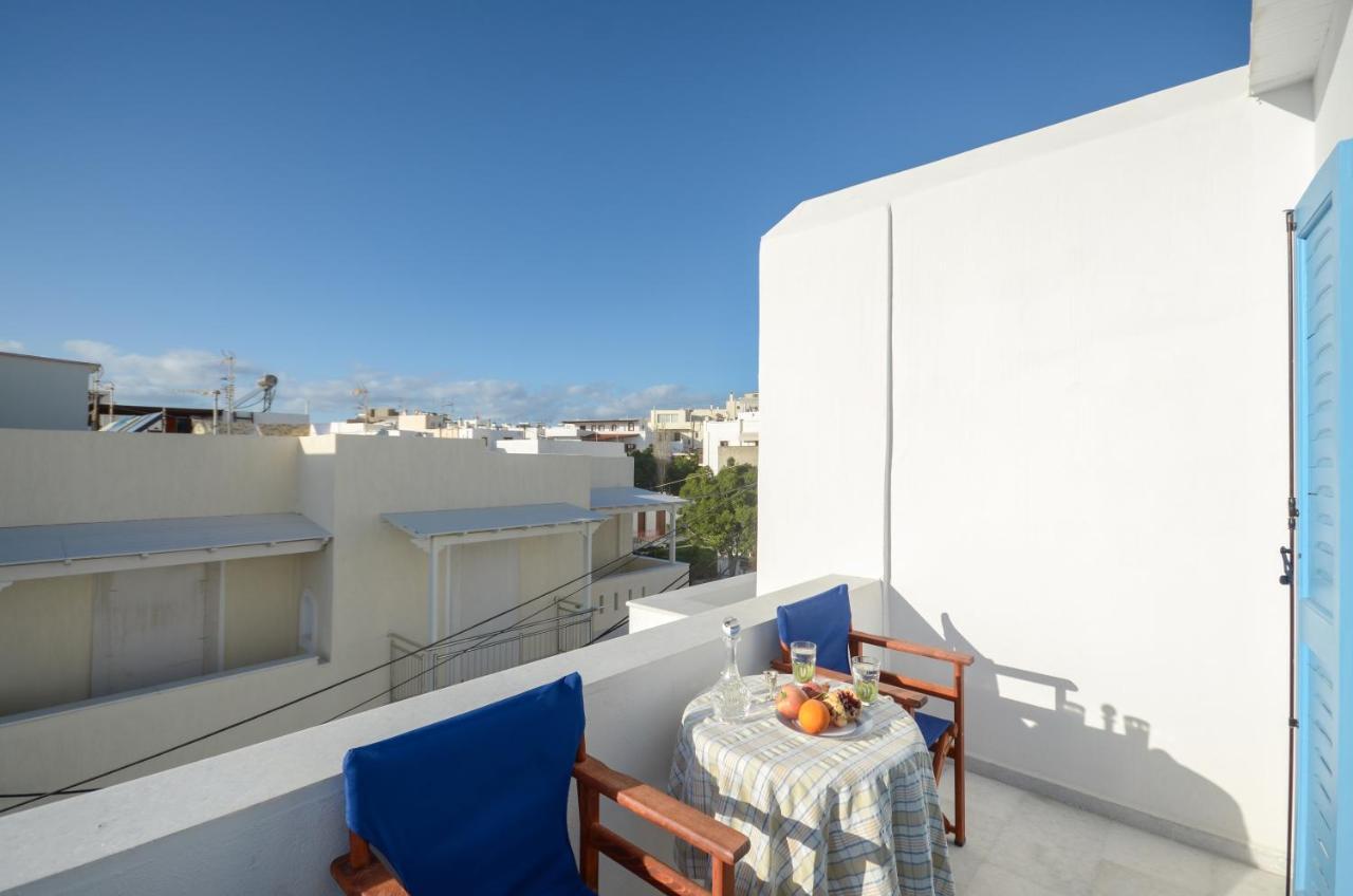 Mike'S Studios Naxos City Exteriör bild